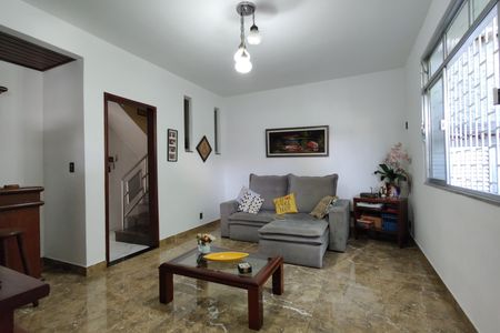 Casa de condomínio à venda com 160m², 3 quartos e 3 vagas Casa de condomínio à venda com 160m², 3 quartos e 3 vagasSala