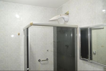 Casa à venda com 300m², 4 quartos e 3 vagasBanheiro