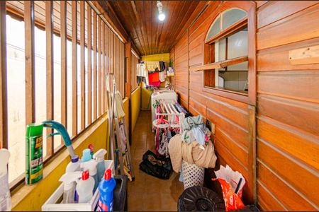 Casa à venda com 210m², 3 quartos e 3 vagas Casa à venda com 210m², 3 quartos e 3 vagasÁrea de serviço