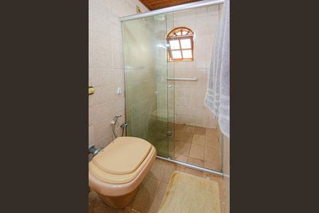 Casa à venda com 210m², 3 quartos e 3 vagas Casa à venda com 210m², 3 quartos e 3 vagasBanheiro suíte