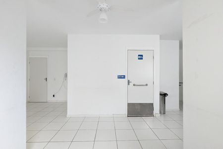 Apartamento à venda com 46m², 2 quartos e 1 vaga Apartamento à venda com 46m², 2 quartos e 1 vagaÁrea comum - Salão de festas