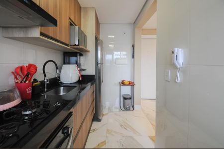 Apartamento à venda com 46m², 2 quartos e 1 vaga Apartamento à venda com 46m², 2 quartos e 1 vagaCozinha e Área de Serviço