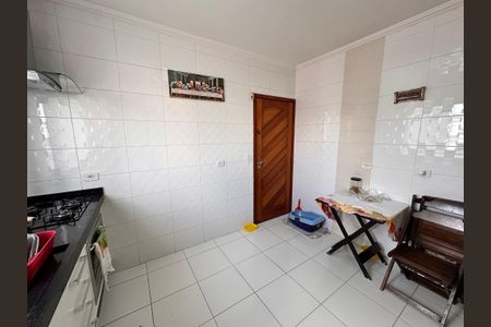 Casa à venda com 150m², 3 quartos e 4 vagas Casa à venda com 150m², 3 quartos e 4 vagasCozinha