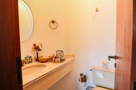 Apartamento à venda com 138m², 4 quartos e 3 vagas Apartamento à venda com 138m², 4 quartos e 3 vagasLavabo