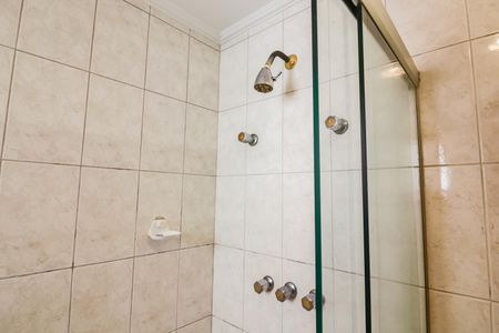 Apartamento à venda com 138m², 4 quartos e 3 vagas Apartamento à venda com 138m², 4 quartos e 3 vagasBanheiro Suíte 1