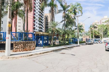 Apartamento à venda com 138m², 4 quartos e 3 vagas Apartamento à venda com 138m², 4 quartos e 3 vagasFachada