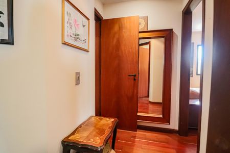 Apartamento à venda com 138m², 4 quartos e 3 vagas Apartamento à venda com 138m², 4 quartos e 3 vagas Suíte 1