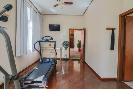 Apartamento à venda com 138m², 4 quartos e 3 vagas Apartamento à venda com 138m², 4 quartos e 3 vagasÁrea comum - Academia