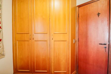 Apartamento à venda com 138m², 4 quartos e 3 vagas Apartamento à venda com 138m², 4 quartos e 3 vagasQuarto 1