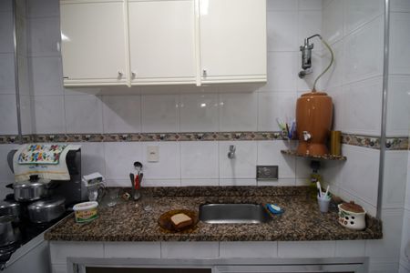 Apartamento à venda com 72m², 2 quartos e sem vagaCozinha