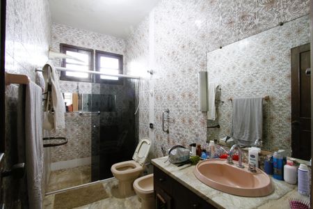 Casa à venda com 381m², 7 quartos e 2 vagasBanheiro quarto 4