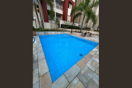 Apartamento à venda com 59m², 2 quartos e 1 vaga Apartamento à venda com 59m², 2 quartos e 1 vagaÁrea comum - Piscina