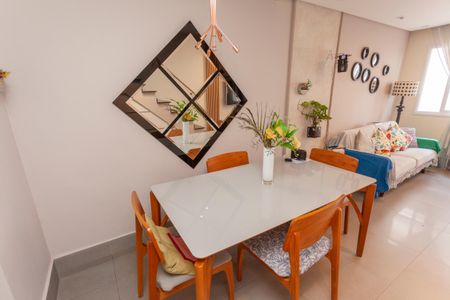 Casa à venda com 65m², 1 quarto e 2 vagasSala de Jantar