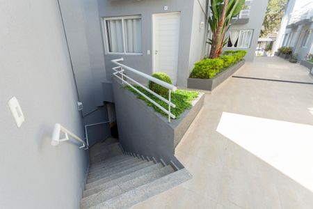 Casa à venda com 65m², 1 quarto e 2 vagasEscada da Garagem