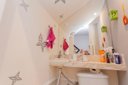 Casa à venda com 65m², 1 quarto e 2 vagasLavabo