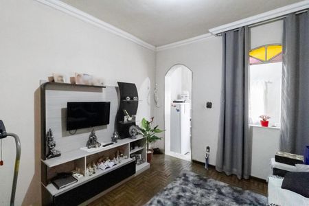 Casa à venda com 270m², 3 quartos e 6 vagas Casa à venda com 270m², 3 quartos e 6 vagasSala - Casa 2