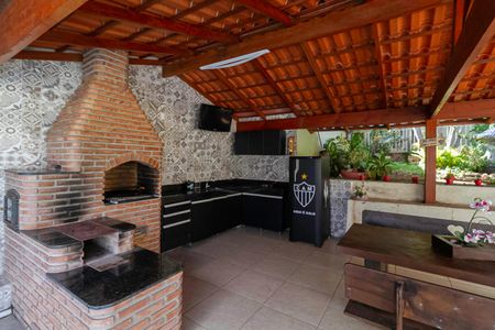 Casa à venda com 270m², 3 quartos e 6 vagas Casa à venda com 270m², 3 quartos e 6 vagasEspaço Gourmet