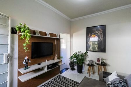 Casa à venda com 270m², 3 quartos e 6 vagas Casa à venda com 270m², 3 quartos e 6 vagasSala - Casa 1