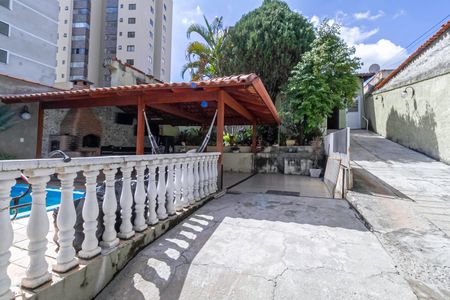 Casa à venda com 270m², 3 quartos e 6 vagas Casa à venda com 270m², 3 quartos e 6 vagasEntrada