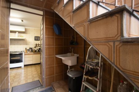 Casa à venda com 234m², 4 quartos e 2 vagas Casa à venda com 234m², 4 quartos e 2 vagasÁrea de Serviço