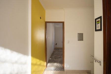 Casa à venda com 234m², 4 quartos e 2 vagas Casa à venda com 234m², 4 quartos e 2 vagasHall