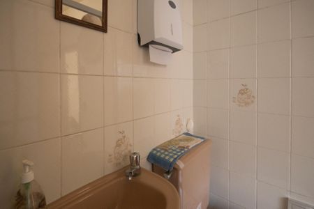 Casa à venda com 234m², 4 quartos e 2 vagas Casa à venda com 234m², 4 quartos e 2 vagasBanheiro da Suíte 2 (Casa 2)