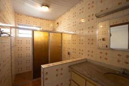 Casa à venda com 234m², 4 quartos e 2 vagas Casa à venda com 234m², 4 quartos e 2 vagasBanheiro da Suíte 1 (Casa 2)