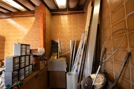 Casa à venda com 234m², 4 quartos e 2 vagas Casa à venda com 234m², 4 quartos e 2 vagasChurrasqueira