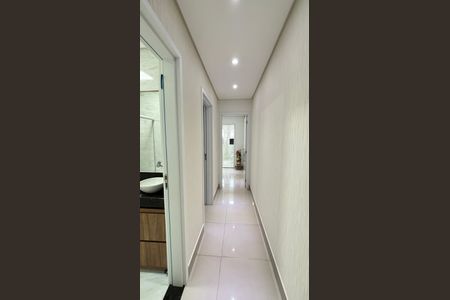 Apartamento à venda com 140m², 2 quartos e 2 vagasCorredor