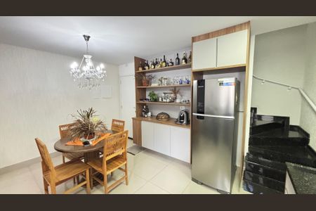 Apartamento à venda com 140m², 2 quartos e 2 vagasCozinha