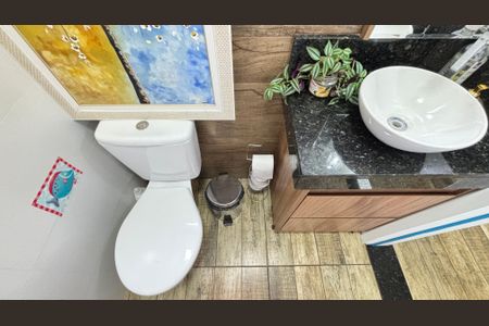 Apartamento à venda com 140m², 2 quartos e 2 vagasCobertura - Banheiro