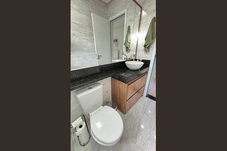 Apartamento à venda com 140m², 2 quartos e 2 vagasBanheiro da Suíte