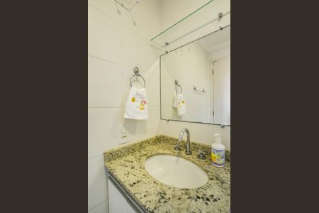 Apartamento à venda com 84m², 3 quartos e 2 vagasBanheiro Social