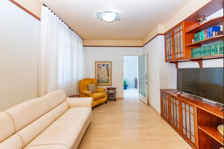 Apartamento à venda com 200m², 4 quartos e 4 vagas Apartamento à venda com 200m², 4 quartos e 4 vagasSala 3