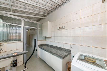 Apartamento à venda com 200m², 4 quartos e 4 vagas Apartamento à venda com 200m², 4 quartos e 4 vagasÁrea de Serviço