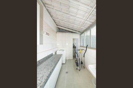 Apartamento à venda com 200m², 4 quartos e 4 vagas Apartamento à venda com 200m², 4 quartos e 4 vagasÁrea de Serviço