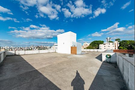Apartamento à venda com 200m², 4 quartos e 4 vagas Apartamento à venda com 200m², 4 quartos e 4 vagasÁrea comum