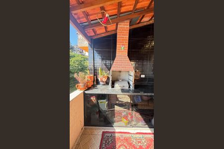 Casa à venda com 230m², 2 quartos e 2 vagas Casa à venda com 230m², 2 quartos e 2 vagasÁrea de Serviço