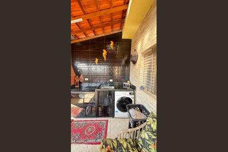 Casa à venda com 230m², 2 quartos e 2 vagas Casa à venda com 230m², 2 quartos e 2 vagasÁrea de Serviço