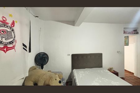 Casa à venda com 230m², 2 quartos e 2 vagas Casa à venda com 230m², 2 quartos e 2 vagasCasa 2 - Quarto