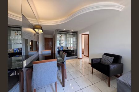 Apartamento à venda com 71m², 2 quartos e 1 vaga Apartamento à venda com 71m², 2 quartos e 1 vagaSala