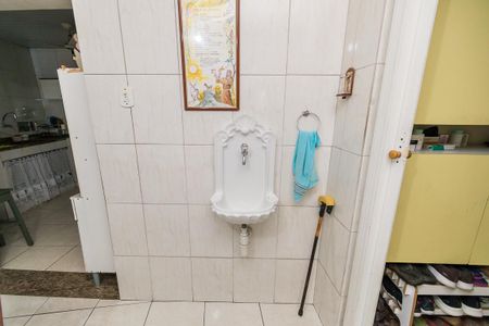 Casa à venda com 119m², 2 quartos e 2 vagas Casa à venda com 119m², 2 quartos e 2 vagasCopa