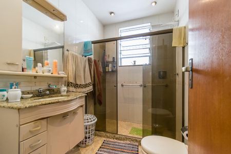 Casa à venda com 119m², 2 quartos e 2 vagas Casa à venda com 119m², 2 quartos e 2 vagasBanheiro