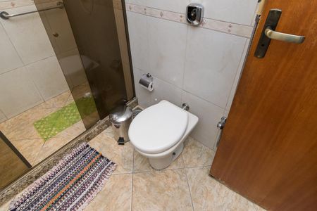 Casa à venda com 119m², 2 quartos e 2 vagas Casa à venda com 119m², 2 quartos e 2 vagasBanheiro