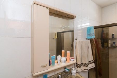 Casa à venda com 119m², 2 quartos e 2 vagas Casa à venda com 119m², 2 quartos e 2 vagasBanheiro