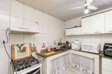 Casa à venda com 119m², 2 quartos e 2 vagas Casa à venda com 119m², 2 quartos e 2 vagasCozinha