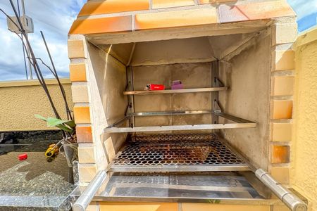 Apartamento à venda com 181m², 3 quartos e 2 vagas Apartamento à venda com 181m², 3 quartos e 2 vagasVaranda Gourmet