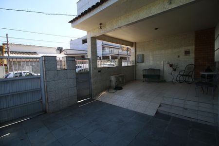 Casa à venda com 90m², 3 quartos e 2 vagasGaragem