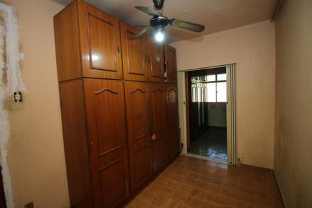 Casa à venda com 90m², 3 quartos e 2 vagasQuarto 2