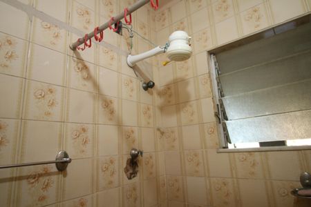 Casa à venda com 90m², 3 quartos e 2 vagasBanheiro